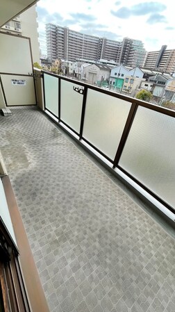 ﾌｧﾐｰﾙﾊｲﾂ堺Ⅰ番館（302）の物件内観写真